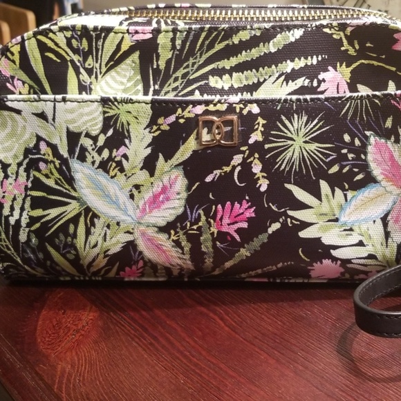 DENA Handbag - Picture 2 of 6